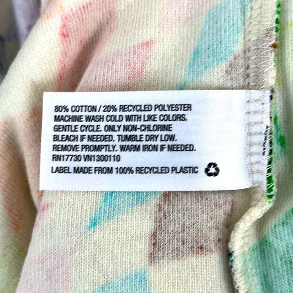 Target Pride Unisex Mid Length Wrap Robe with Belt LGBTQ + Pride NWT - Picture 9 of 9